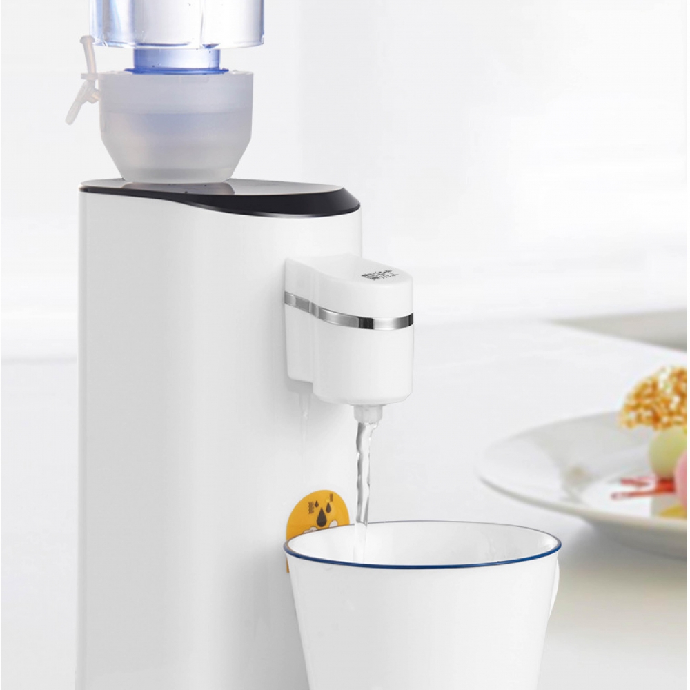 小型即熱式飲水機 1