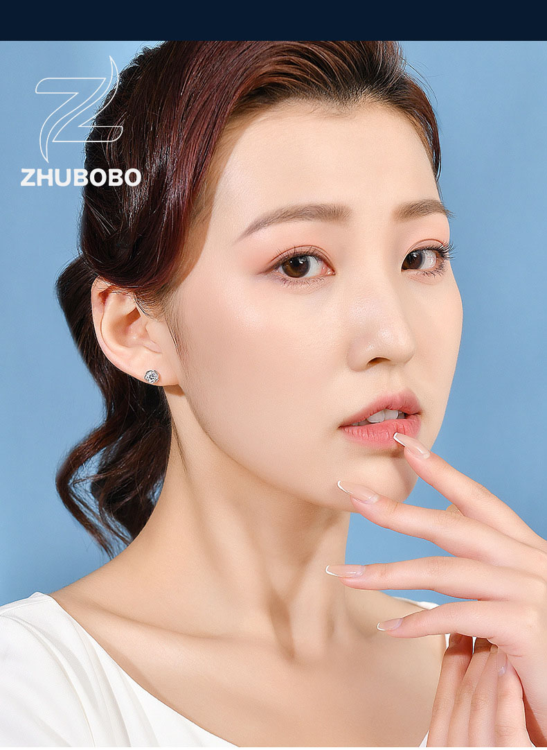 Zhubobo S925純銀四葉草50分莫桑鑽耳釘 详情 08