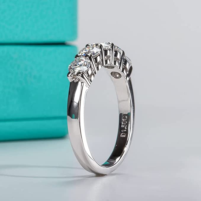 41G8dUAfcmL. AC UX679