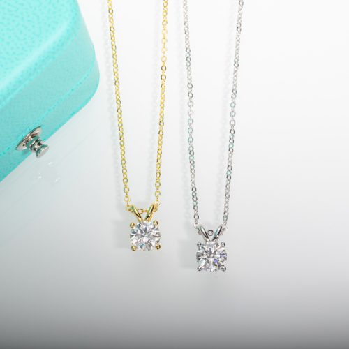 Zhubobo 1卡莫桑石吊墜項鍊 VVS1圓形切割四爪莫桑鑽18K鍍金925純銀項鍊