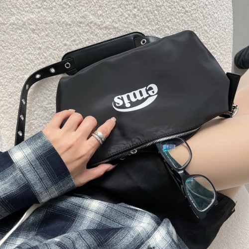 ( 韓國 ） emis 2025新款可調節長度尼龍單肩包 (尺寸 31x16x12cm)