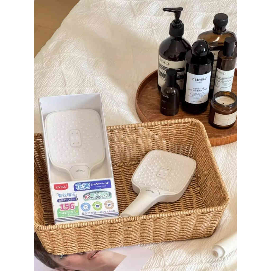 日本【uyiku 空氣增壓花灑】115mm大面板×3模式切換｜仿液態矽膠156孔｜強勁水壓享受衝背感｜通用安裝，升級你的沐浴體驗！