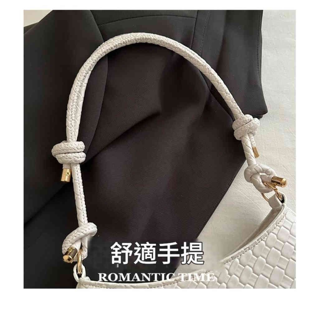 2025新款極簡純色腋下包