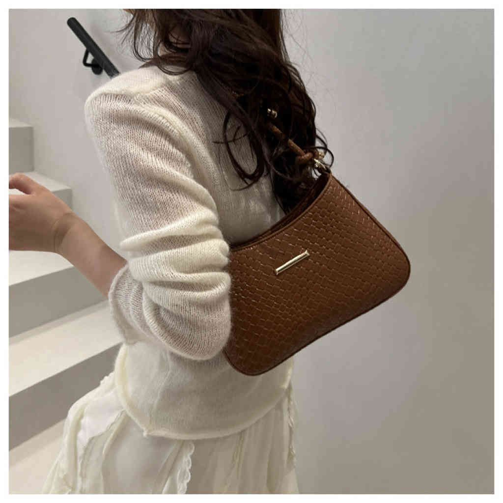 2025新款極簡純色腋下包