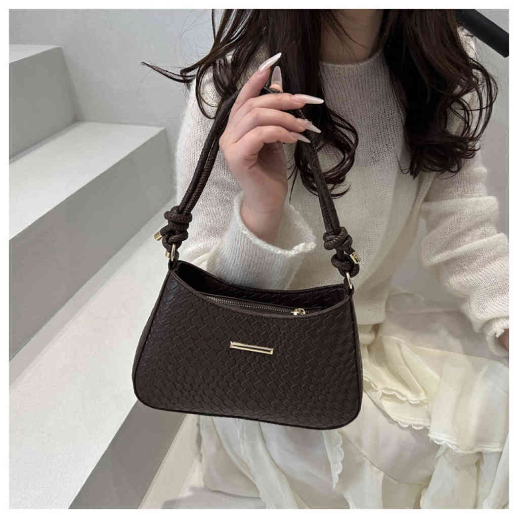 2025新款極簡純色腋下包