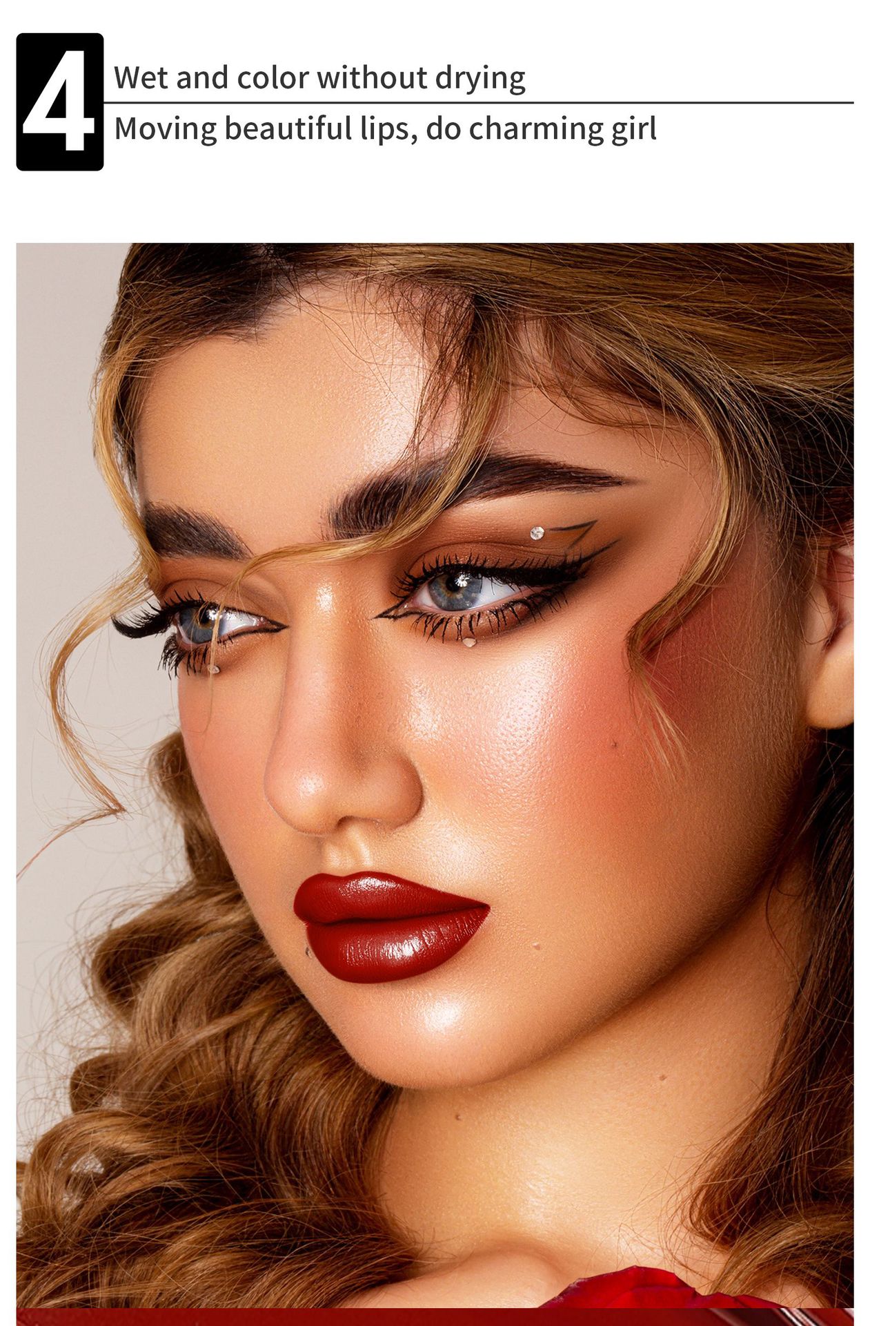 QIC 雙頭唇線唇膏筆 2g/支X4 qic 雙頭唇線唇膏筆 2g/支x4