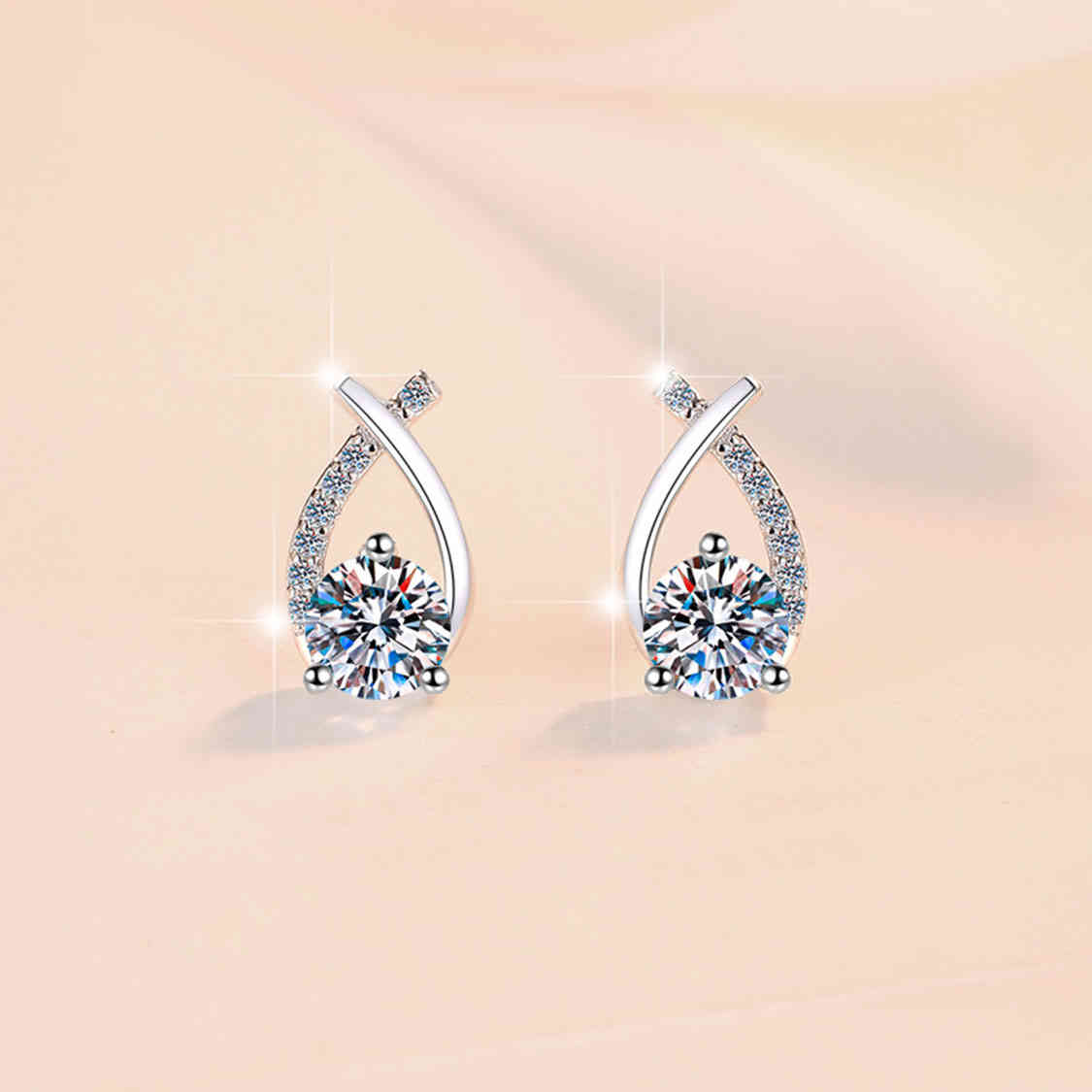 925純銀梨形莫桑石耳環 MSNERG00018 Banner1