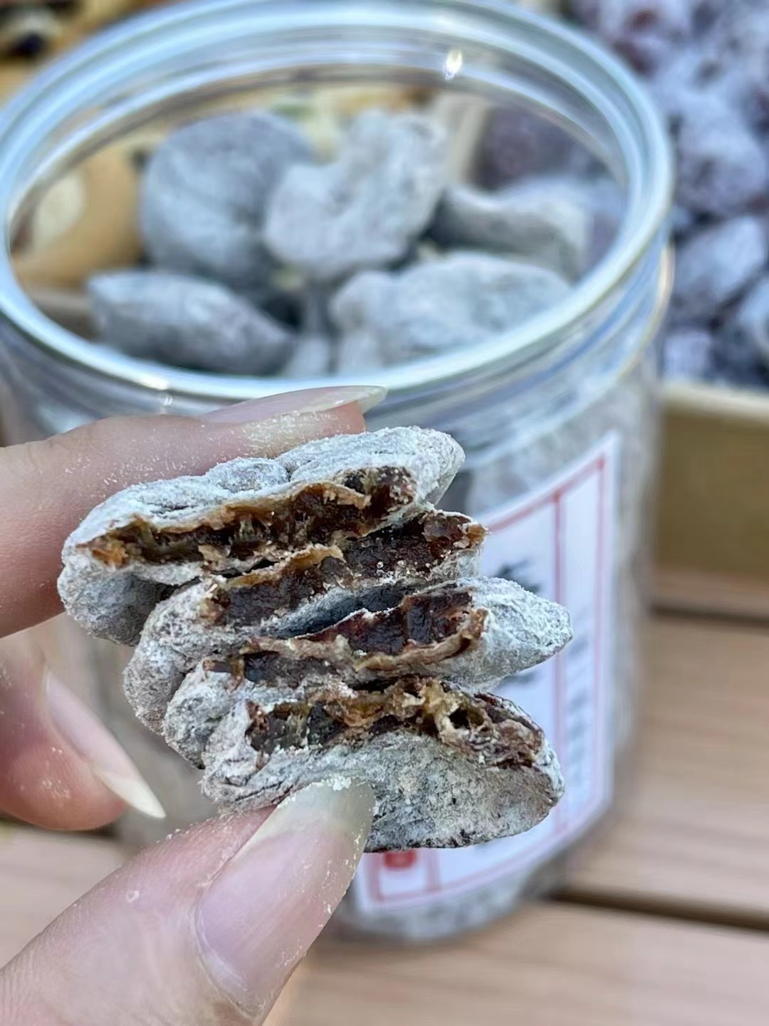 潮汕特產梅味陳皮梅餅250g/罐x2 潮汕特產梅味陳皮梅餅250g/罐x2