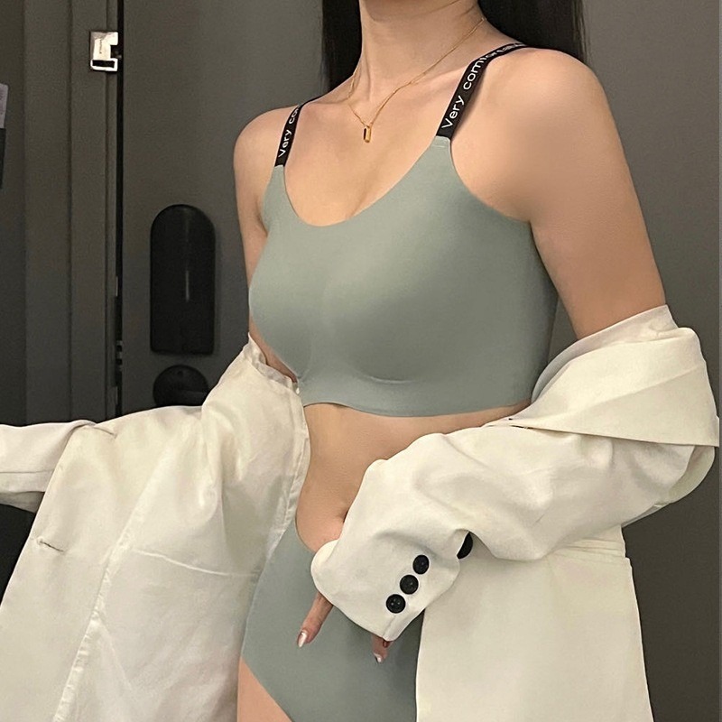 女士新款無痕果凍承托力套裝內衣(xs m適合80 120斤) 女士新款無痕果凍承托力套裝內衣(xs m適合80 120斤)