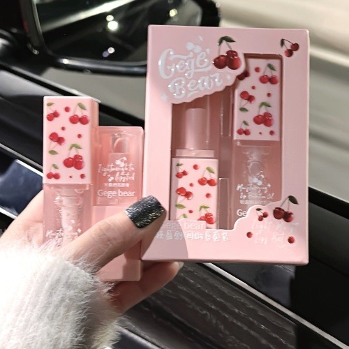 健康美容 gege bear戈戈小熊輕盈舒潤嫩唇套裝