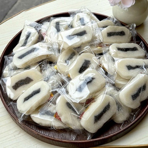 手工傳統糕點黑芝麻餡粉片軟糕500g/袋