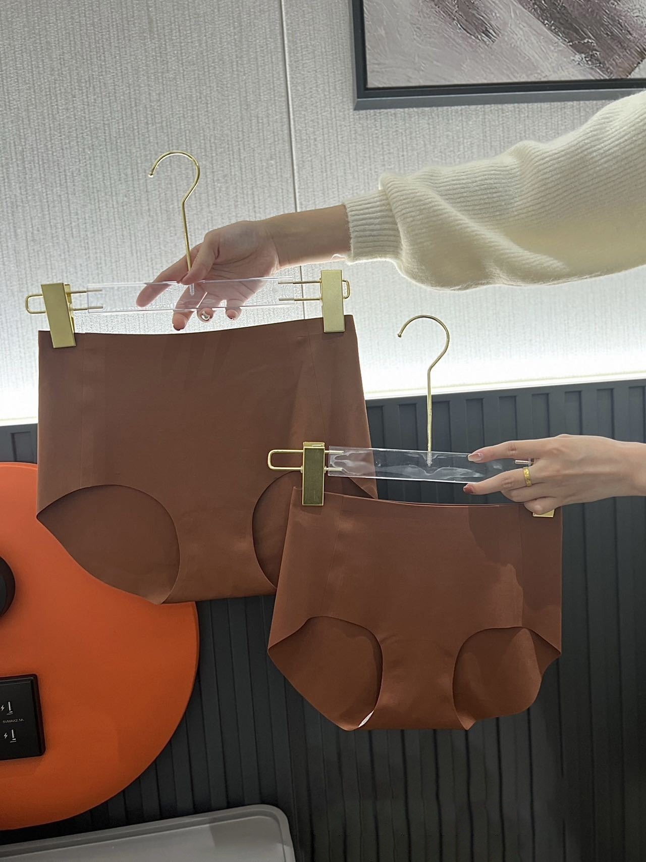 女士新款無痕果凍承托力套裝內衣(XS-M適合80-120斤)X2套 女士新款無痕果凍承托力套裝內衣(xs m適合80 120斤)