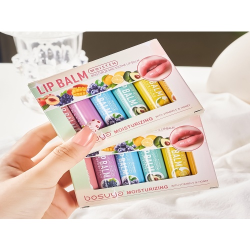 深層保濕滋潤 多口味水果潤唇膏 女款必備