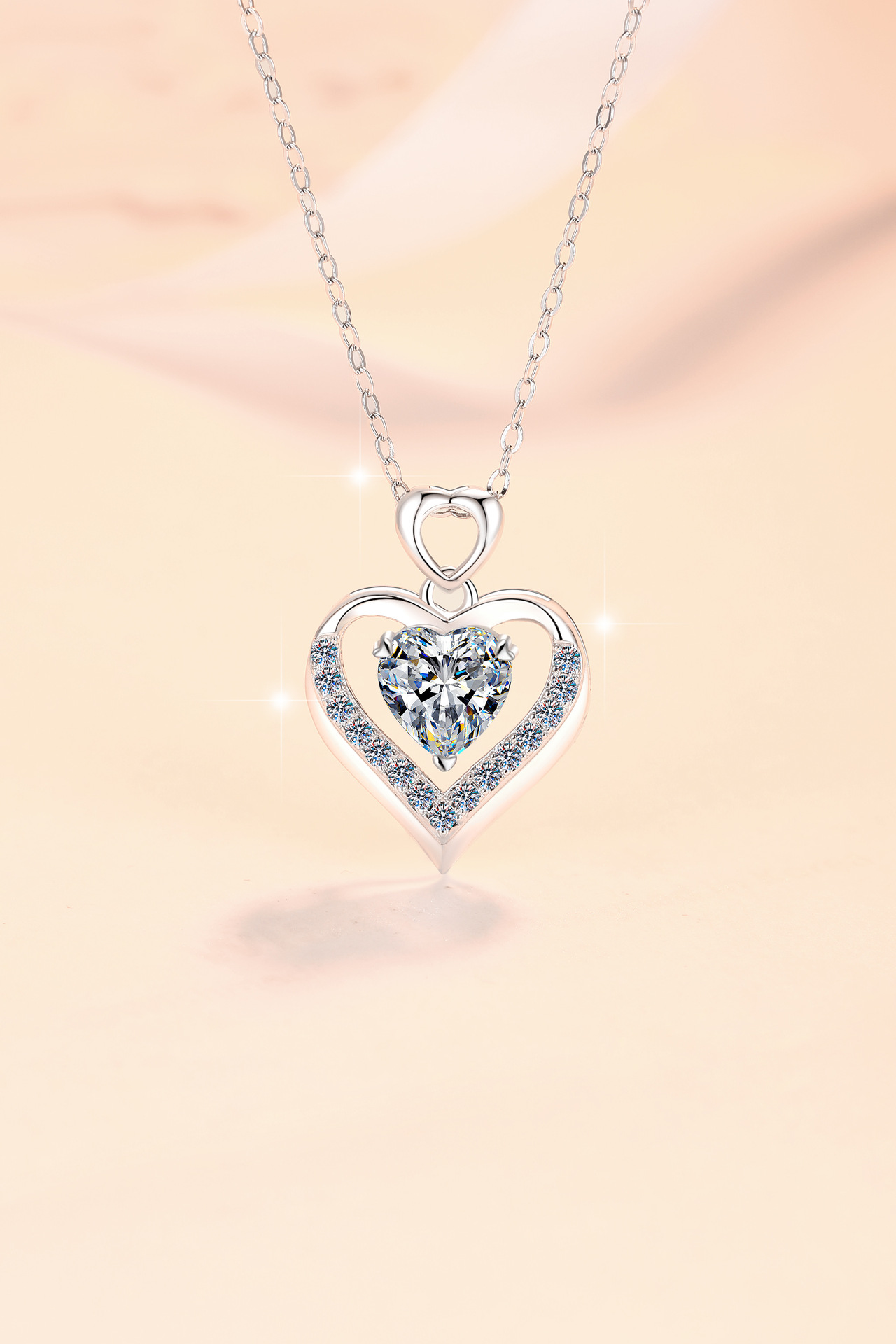 925銀飾一心愛你心形莫桑石項鏈(d色莫桑石)1克拉