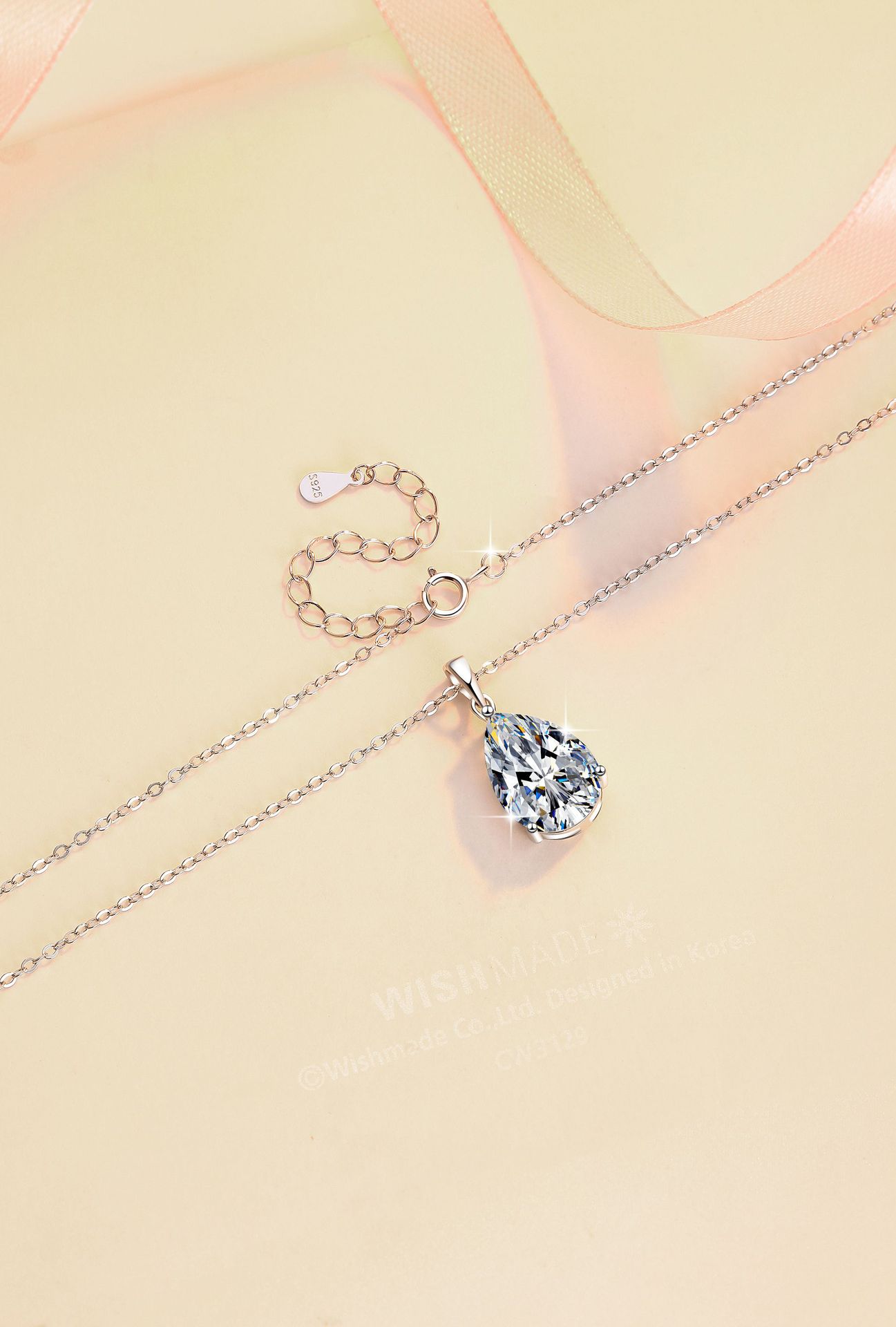 925銀飾海藍之心6克拉水滴形莫桑石項鏈(d色莫桑石)