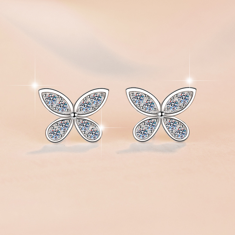 925銀飾蝴蝶莫桑石耳釘(d色莫桑石) 925銀飾蝴蝶莫桑石耳釘(d色莫桑石)