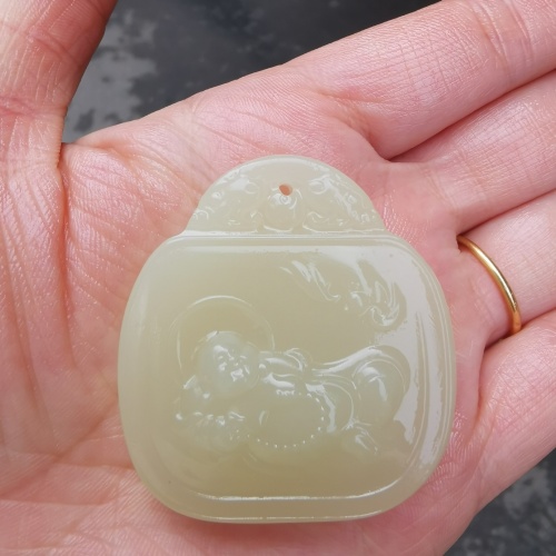 天然青白玉彌勒佛佛牌玉墜