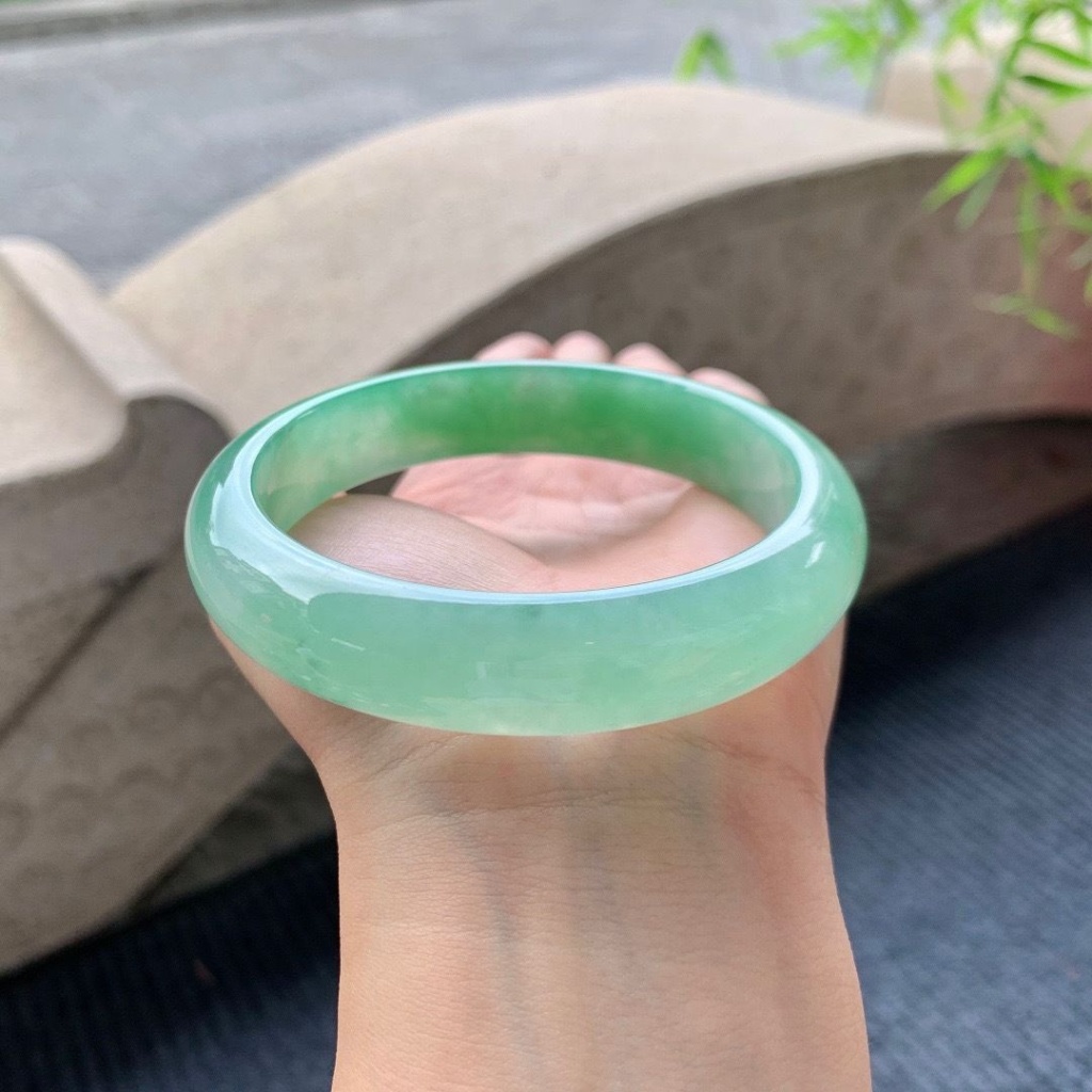【冰種飄綠】緬甸老坑a貨翡翠正圈手鐲