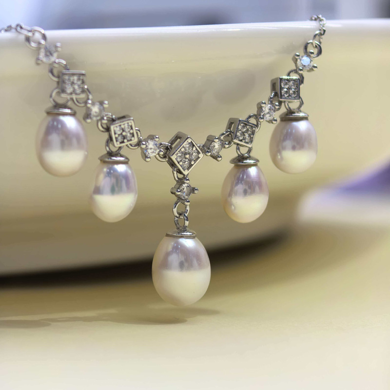 美人淚無核米珠天然淡水珍珠s925銀鎖骨鍊